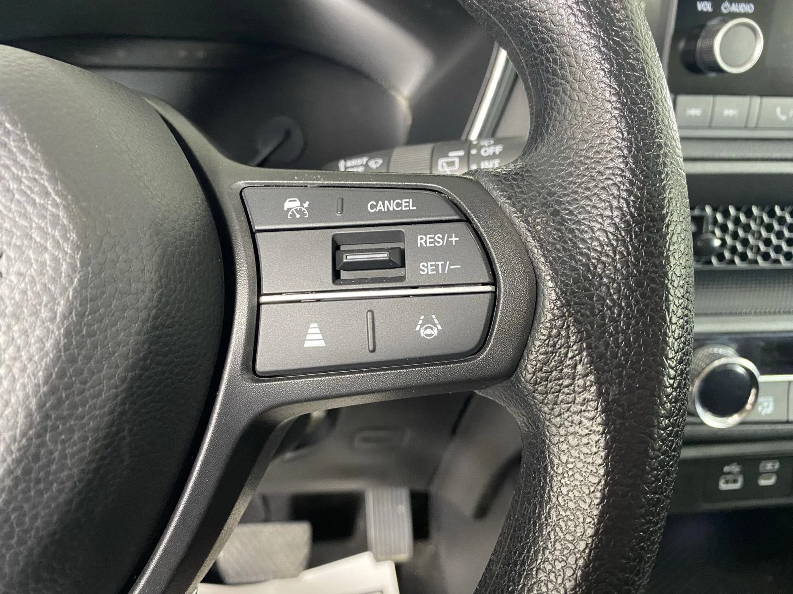 Used 2024 Canyon River Blue Metallic Honda EX image 17