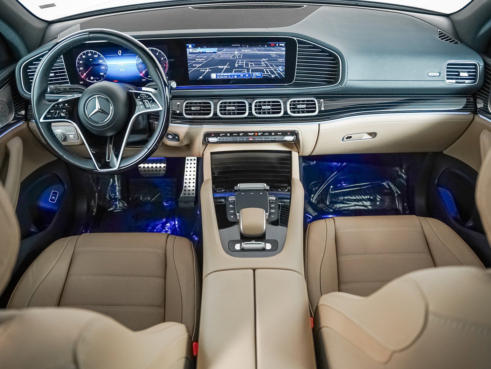 Certified Used 2024 Twilight Blue Metallic Mercedes-Benz GLS 580 4MATIC® SUV image 13