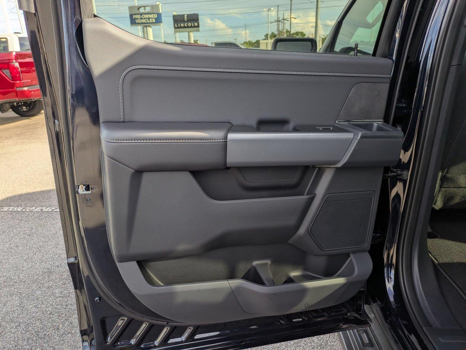 New 2026 Antimatter Blue Metallic Ford XLT image 24