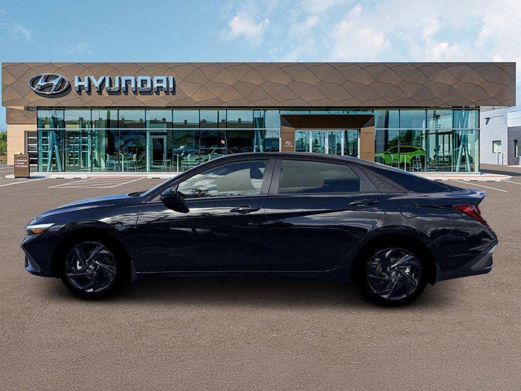 New 2026 Black Hyundai SEL Sport image 3