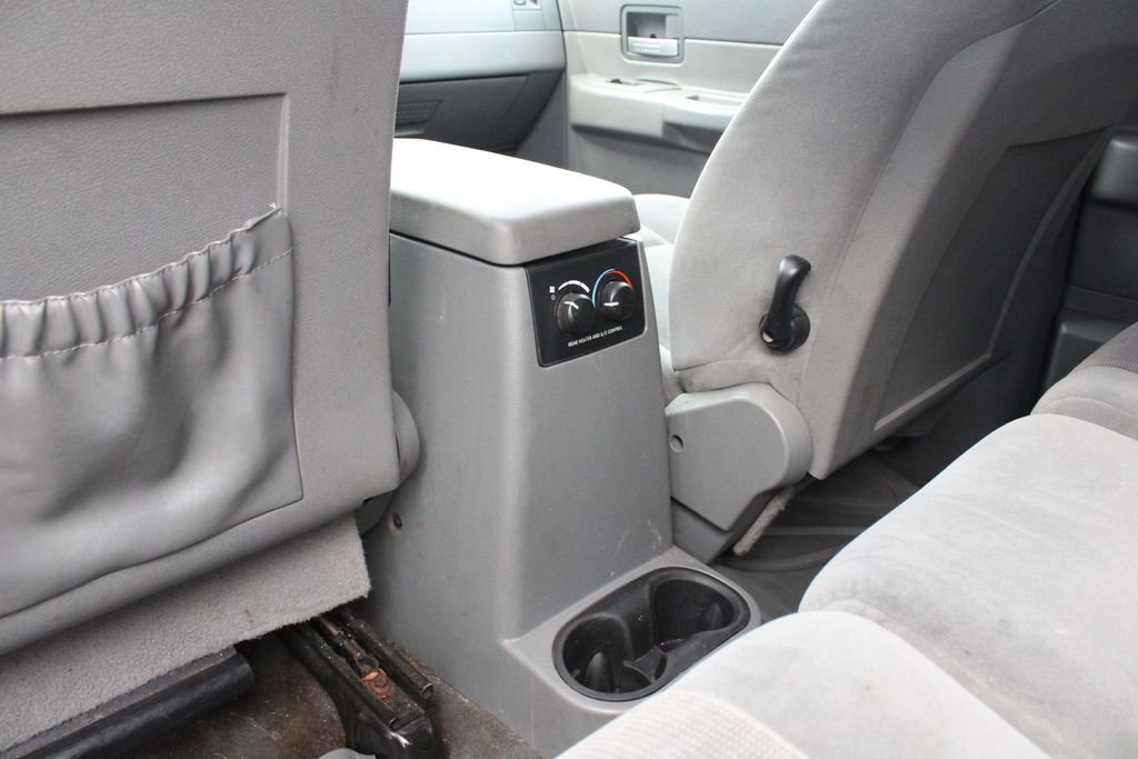 Used 2004 Blue Dodge SLT image 22