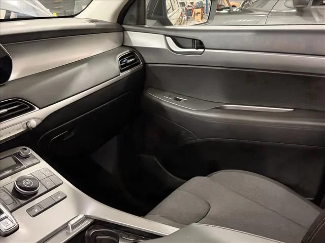 Used 2020 Gray Hyundai SEL image 20
