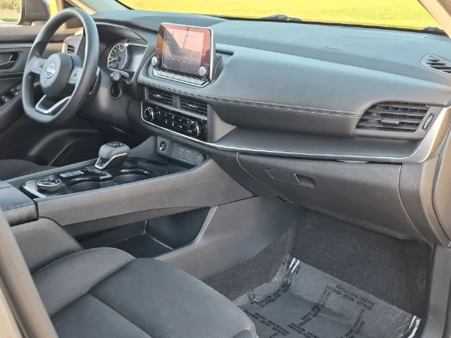 Used 2024 Gray Nissan S image 35