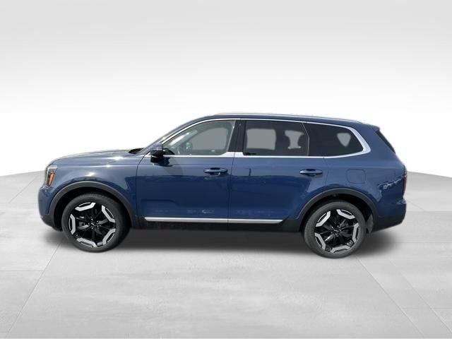 Used 2024 Black Kia EX image 3