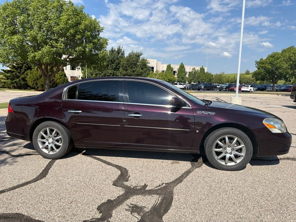 Used 2008 Red Buick CXL image 4