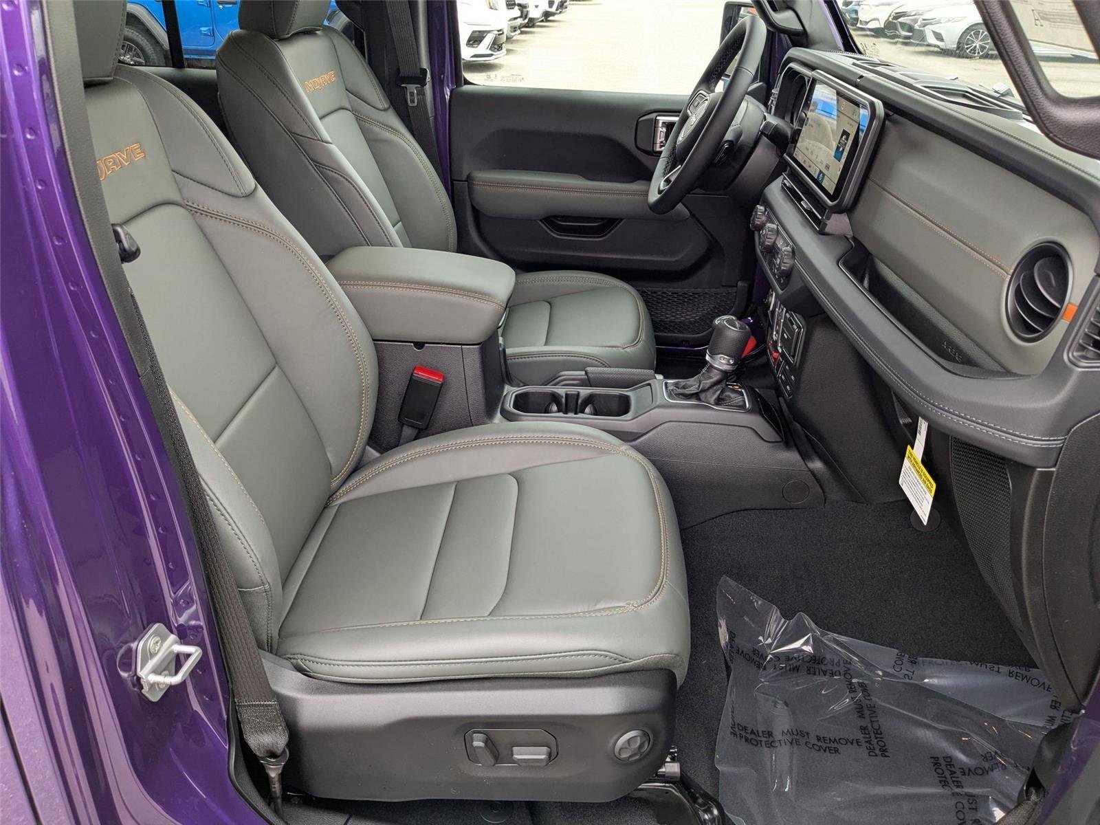 New 2026 Reign Exterior Paint Jeep Mojave X image 34