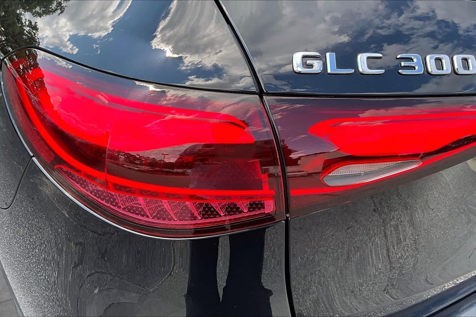 2024 Mercedes-Benz GLC 27