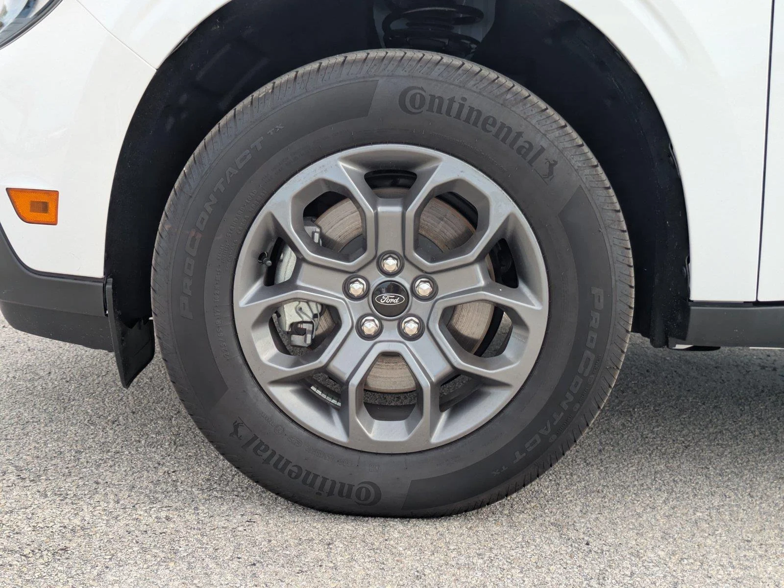 New 2026 Oxford White Ford XLT image 11