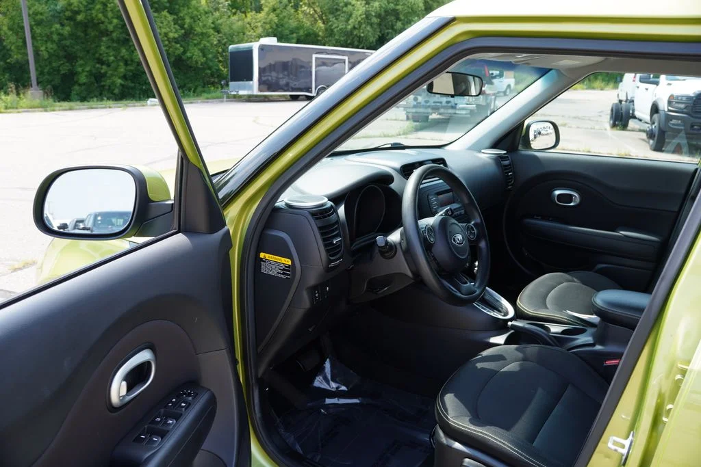 Used 2015 Alien II Kia Plus image 14