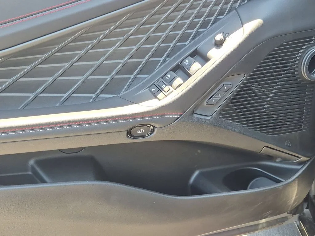 2026 Dodge Charger Daytona Scat Pack - Photo 13