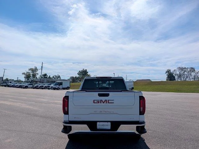 New 2026 Summit White GMC SLT image 4