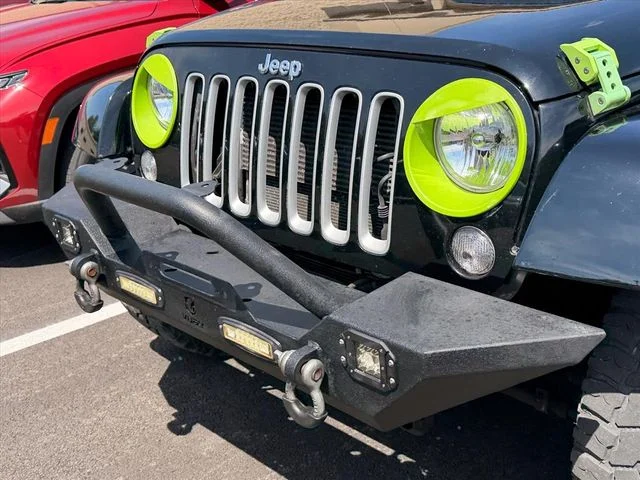 Used 2017 Black Jeep Unlimited Sahara image 26