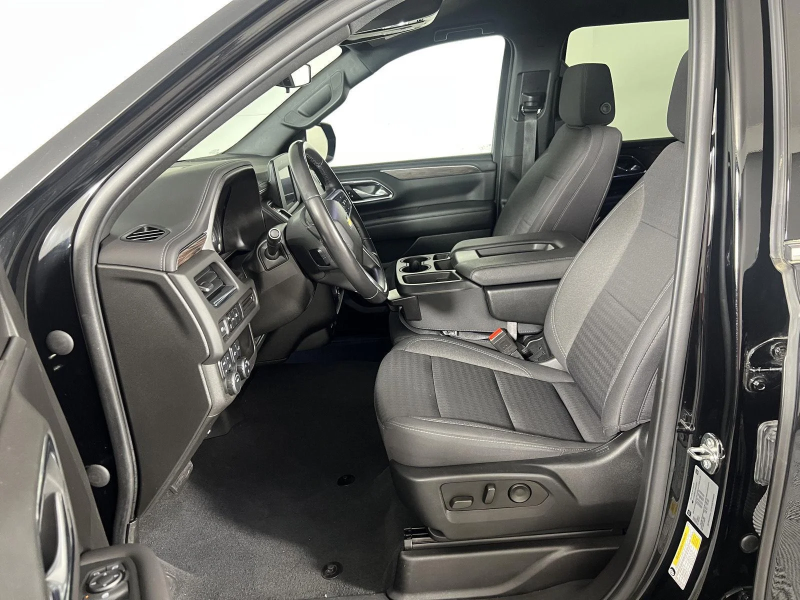 Used 2023 Black Chevrolet LS image 6