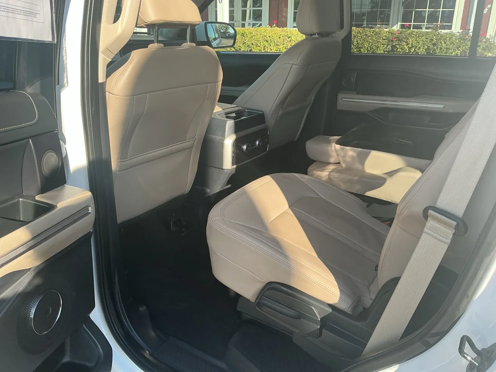 Used 2024 Oxford White Ford Limited image 21