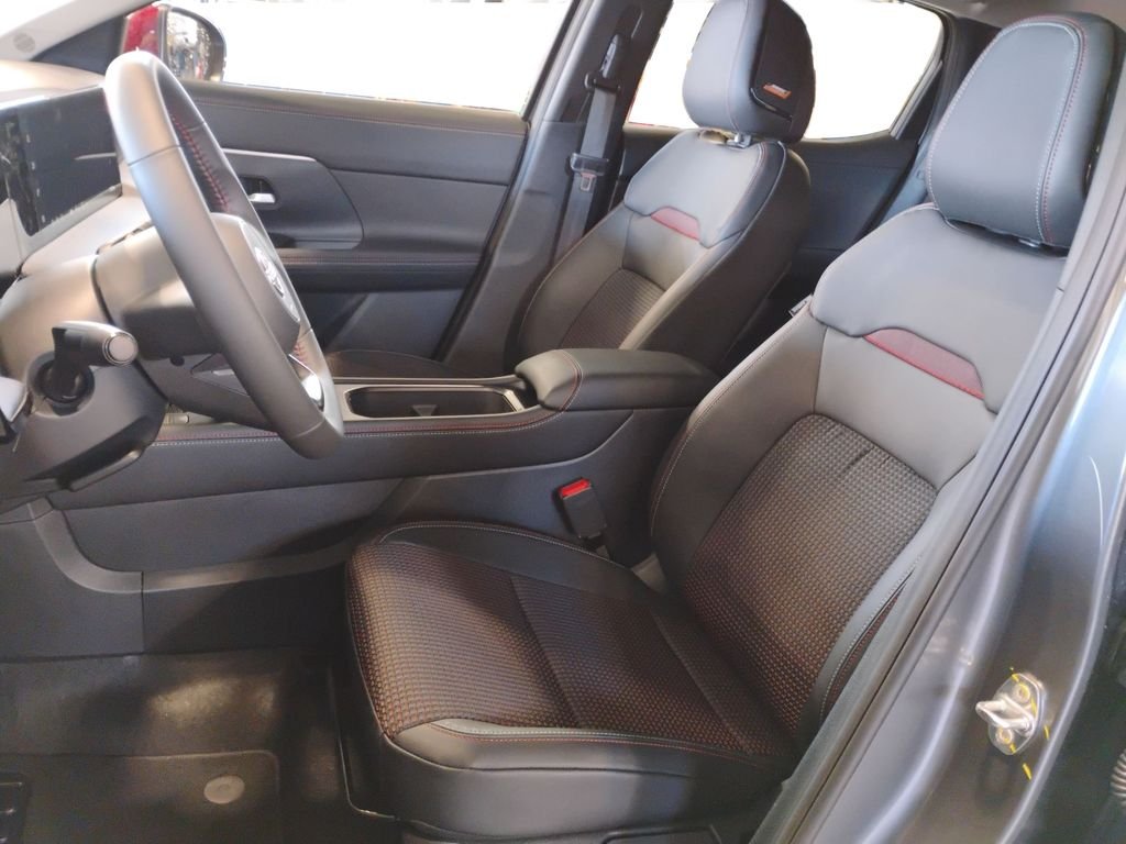 New 2026 Gray Nissan SR image 19
