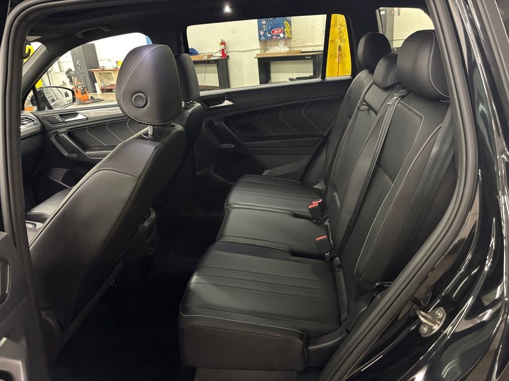 Used 2022 Deep Black Pearl Volkswagen 2.0T SE R-Line Black image 14