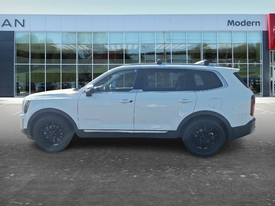 Used 2020 Snow White Pearl Kia EX image 7