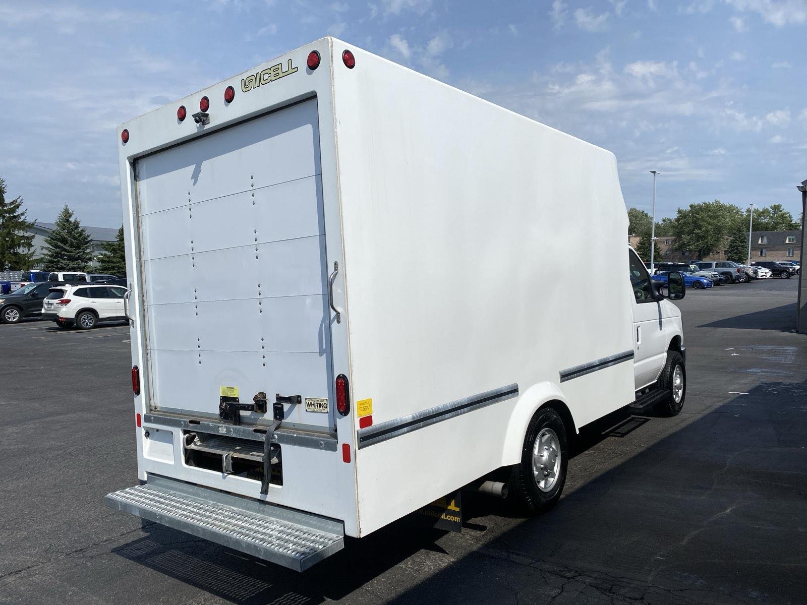 Used 2025 Wh Ford  image 7