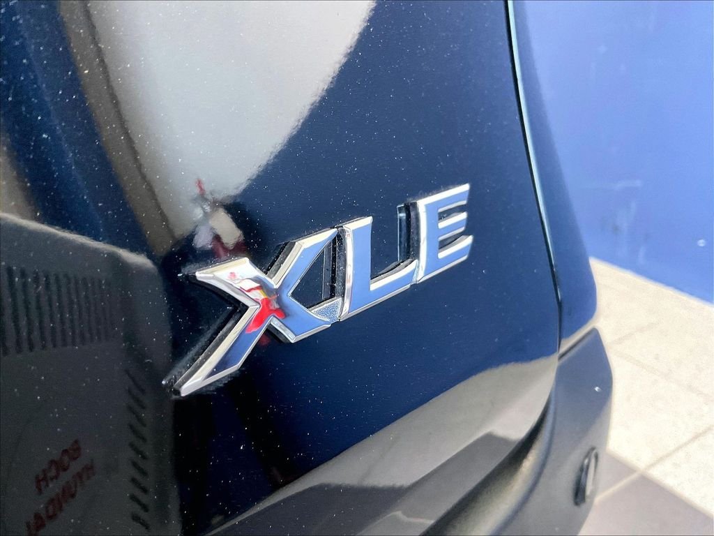 Used 2025 Black Toyota XLE image 30