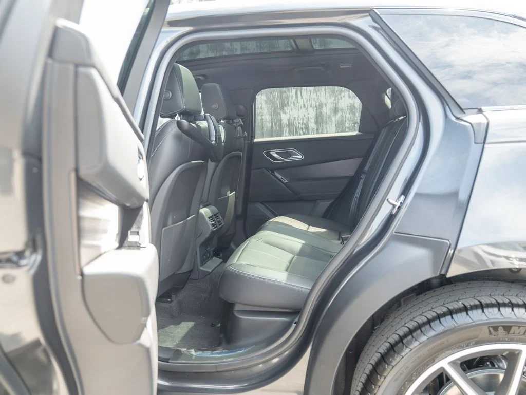 New 2026 Gray Land Rover  image 21