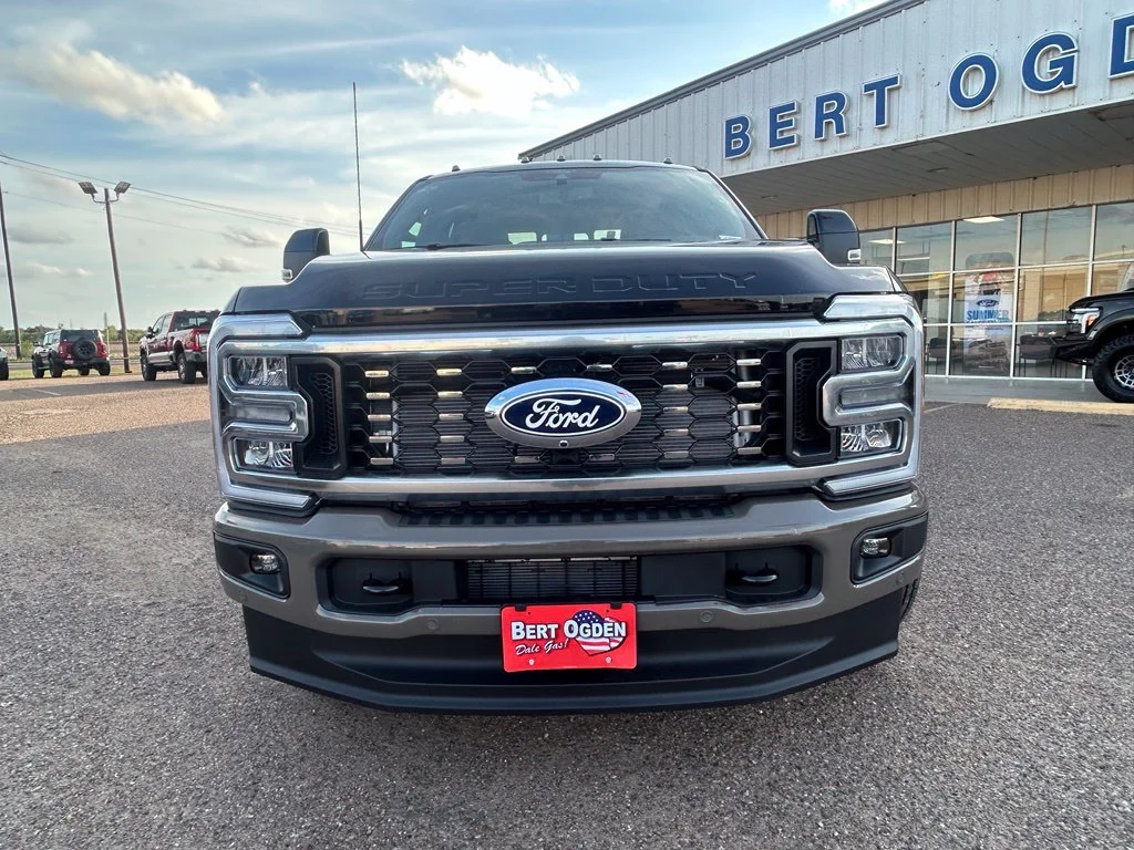 New 2027 Agate Black Metallic Ford F-350® King Ranch® image 2