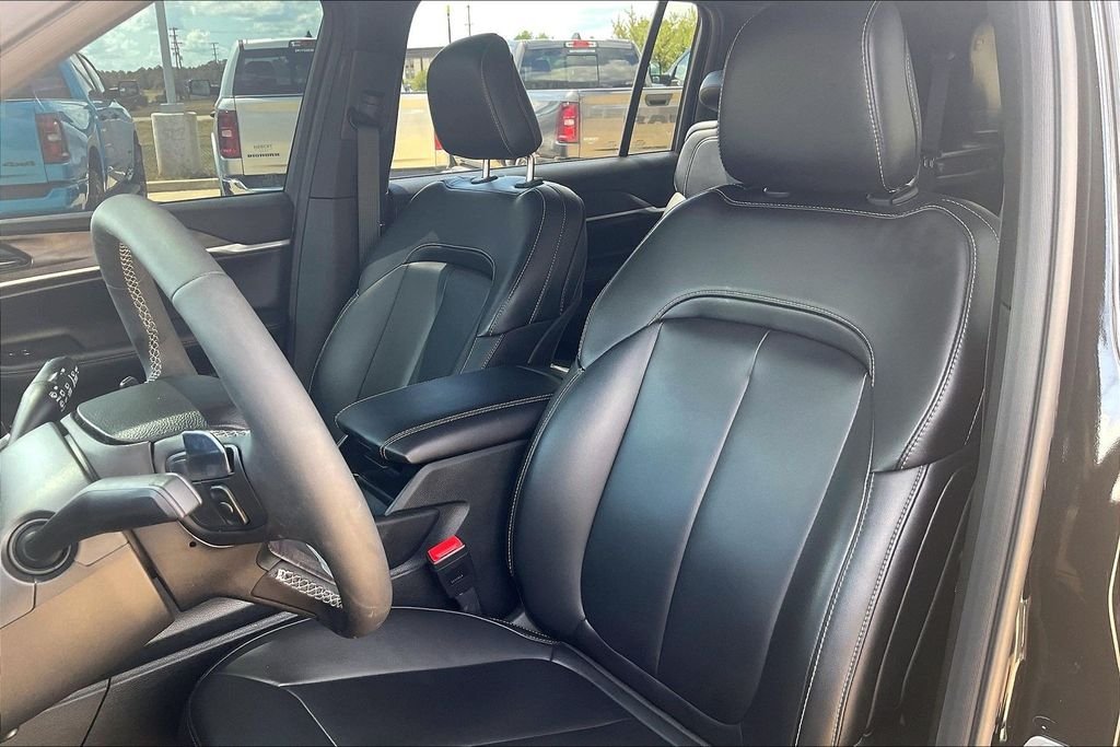 Used 2026 Black Jeep Limited image 25