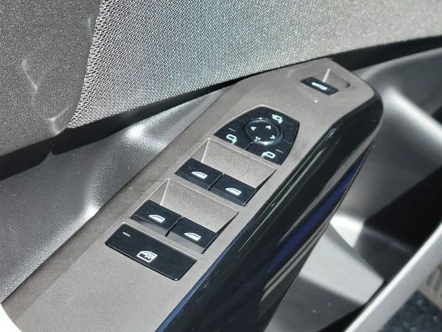 2026 BMW X3 30 - Photo 17