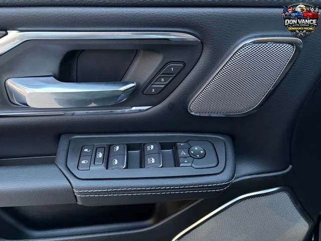2026 RAM 1500 Laramie - Photo 10