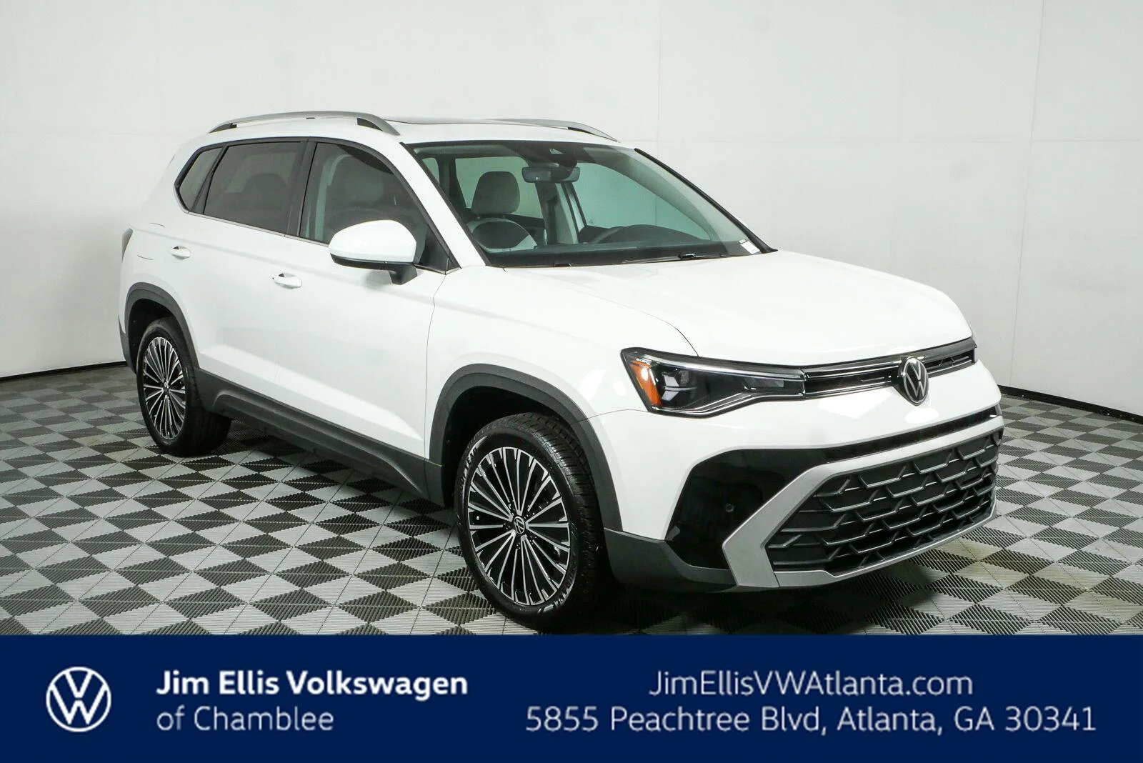 New 2026 Pure White Volkswagen SE image 1