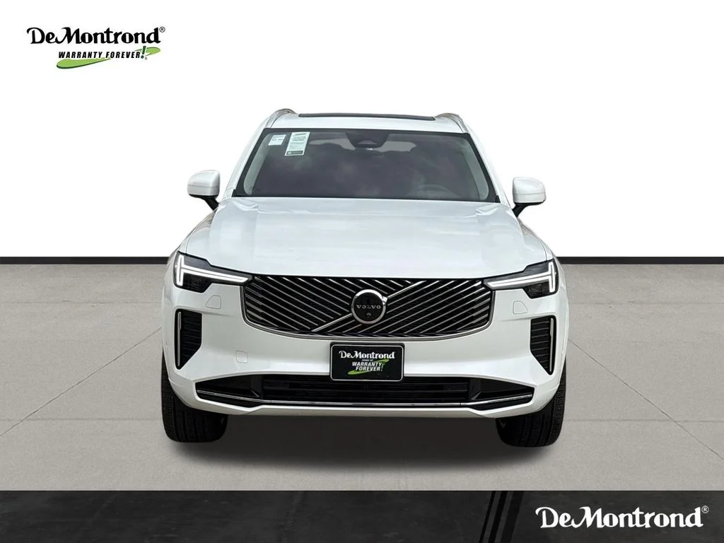 New 2026 Crystal White Volvo Plus image 2