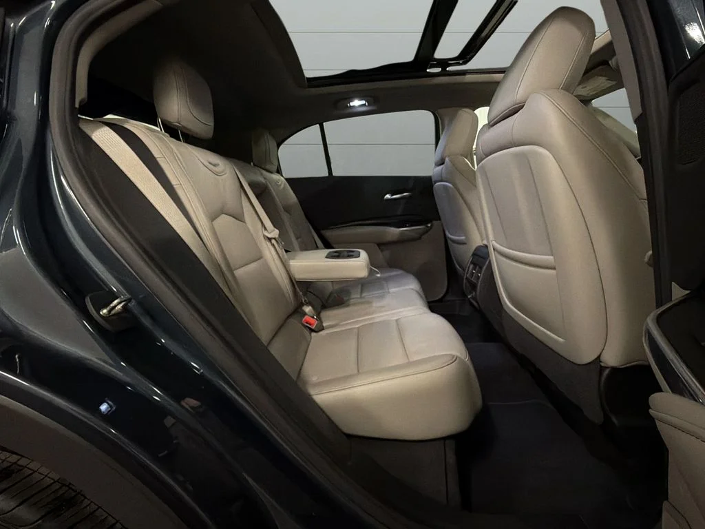 Used 2019 Gray Cadillac Premium Luxury image 14