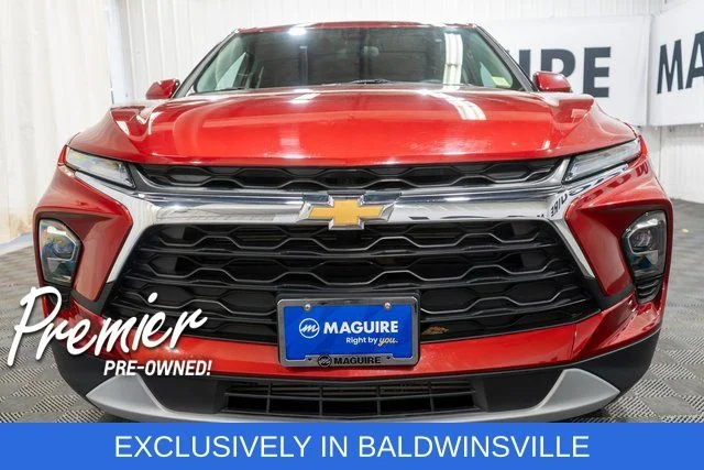 Used 2023 Red Chevrolet LT image 3