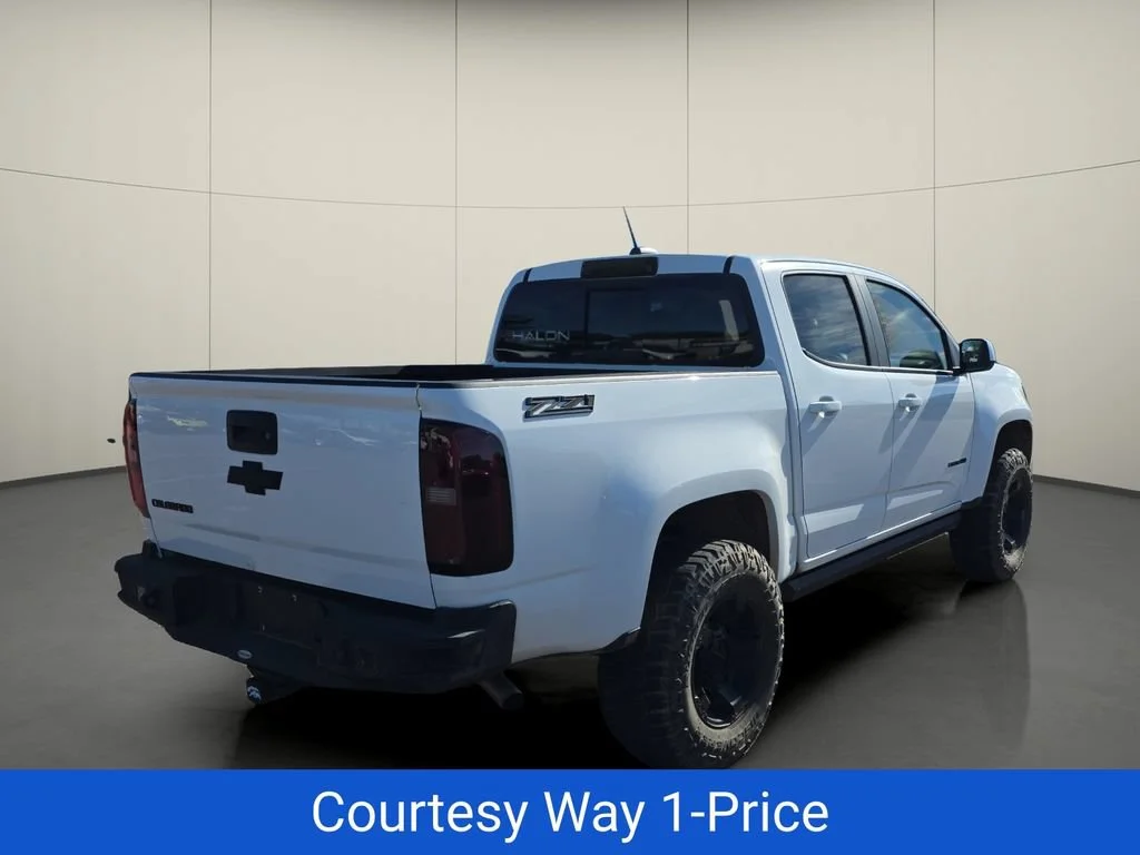 Used 2016 SUMMIT WHITE Chevrolet 4WD Z71 image 10