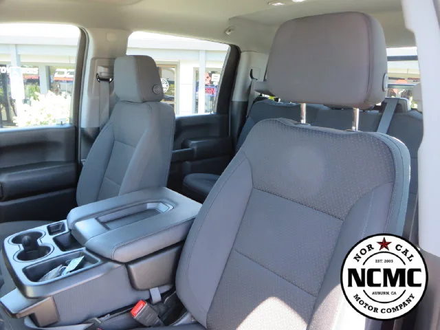 Used 2025 White Chevrolet Work Truck image 17