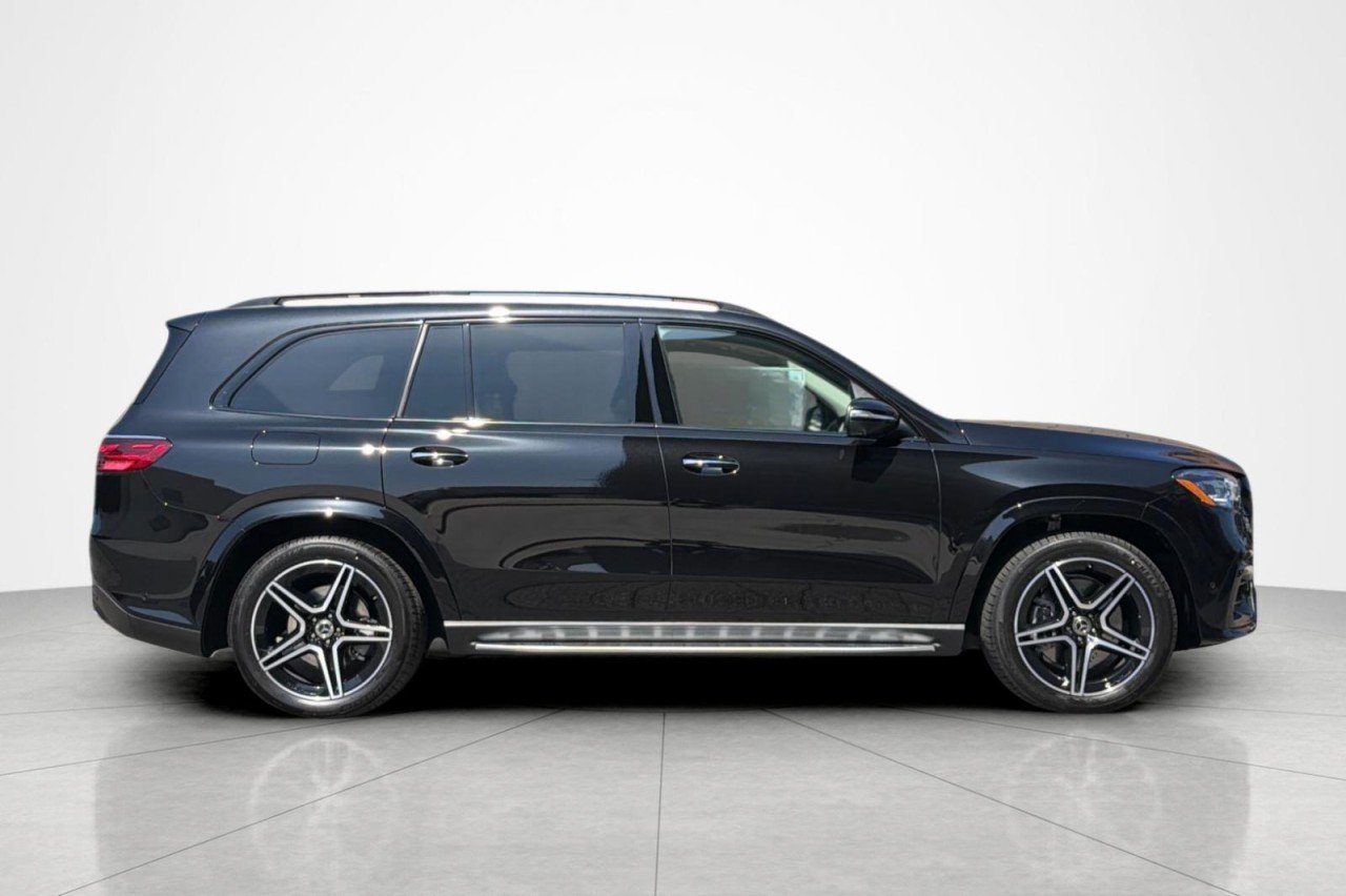 New 2026 Obsidian Black Metallic Mercedes-Benz GLS 450 4MATIC® SUV image 6