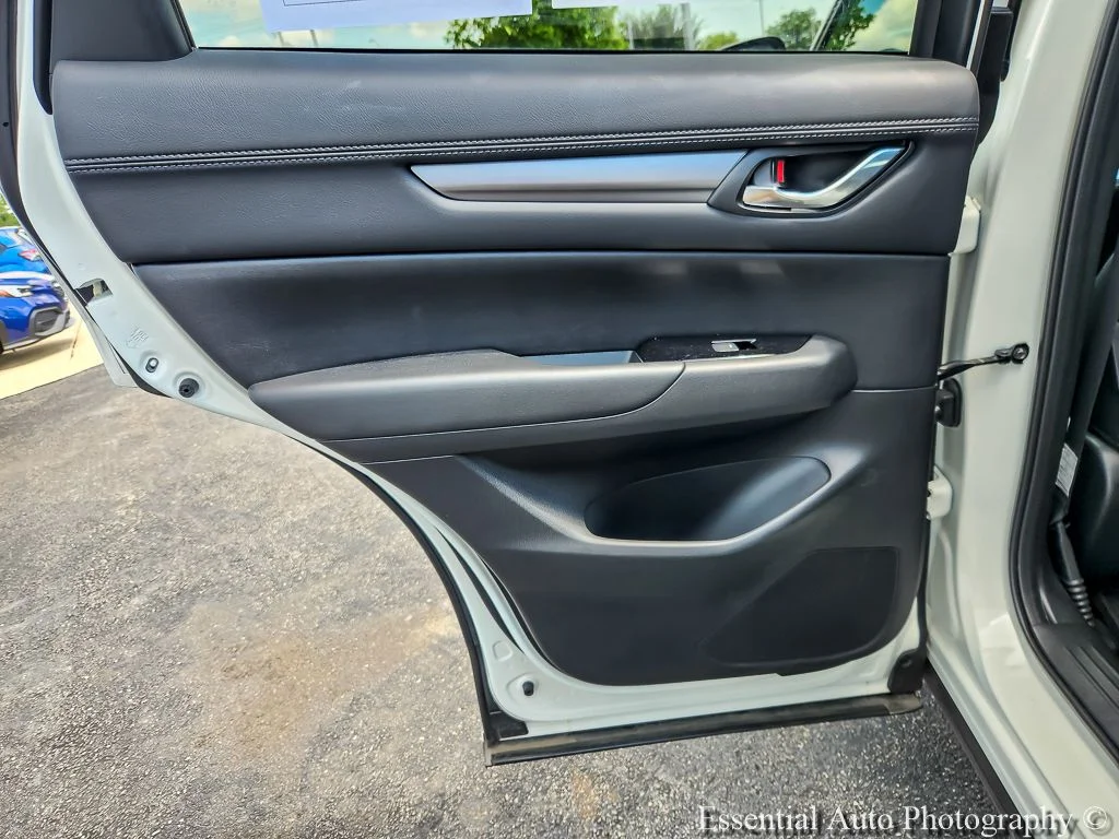 Used 2025 White Mazda 2.5 S Select Package image 17