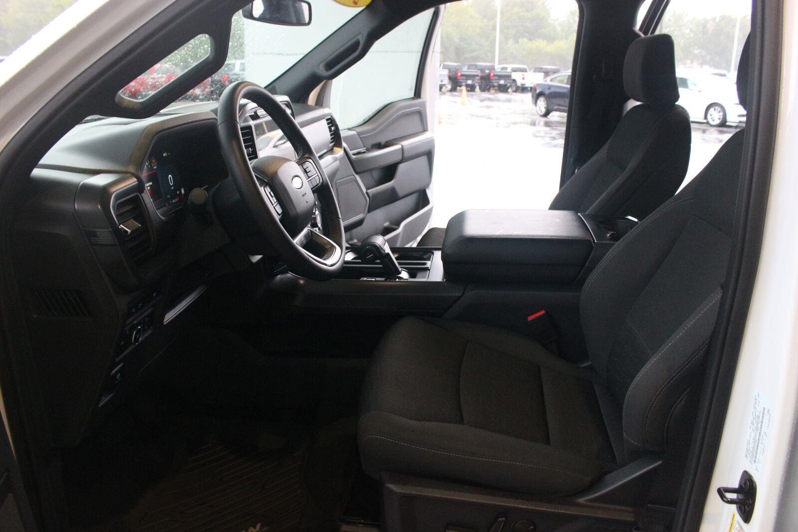 Used 2024 White Ford XLT image 15