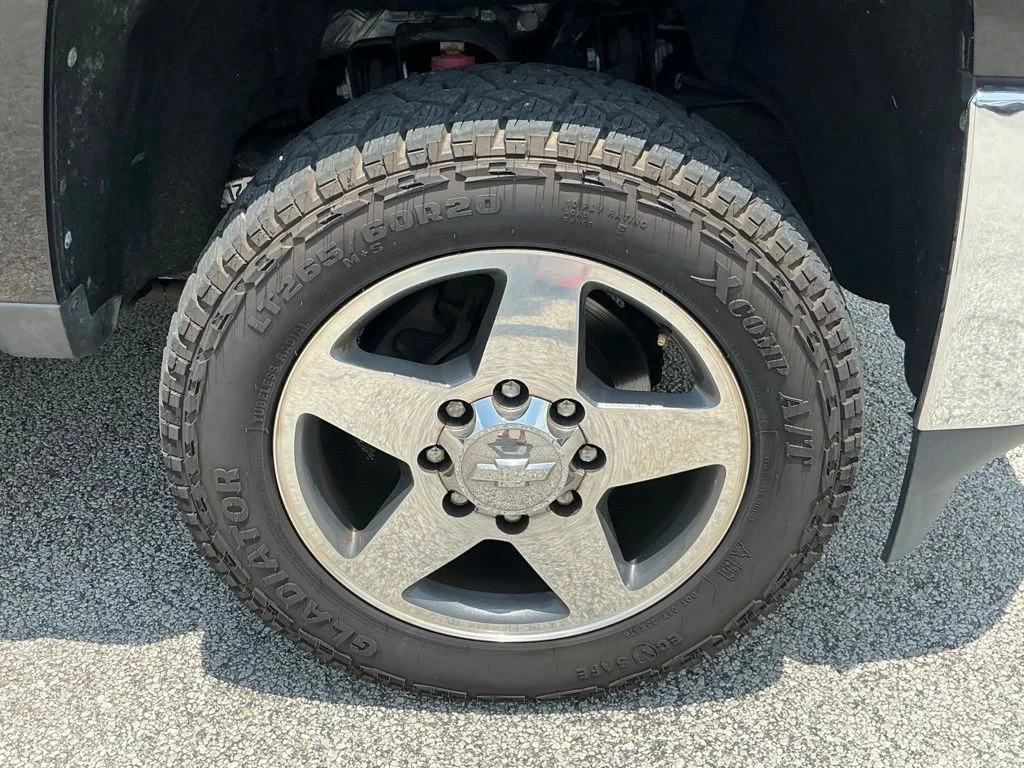 Used 2017 Black Chevrolet LTZ image 19