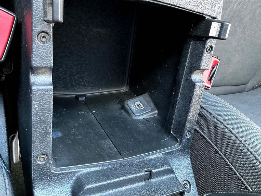 Used 2020 Gray Jeep Unlimited Sport Altitude image 16
