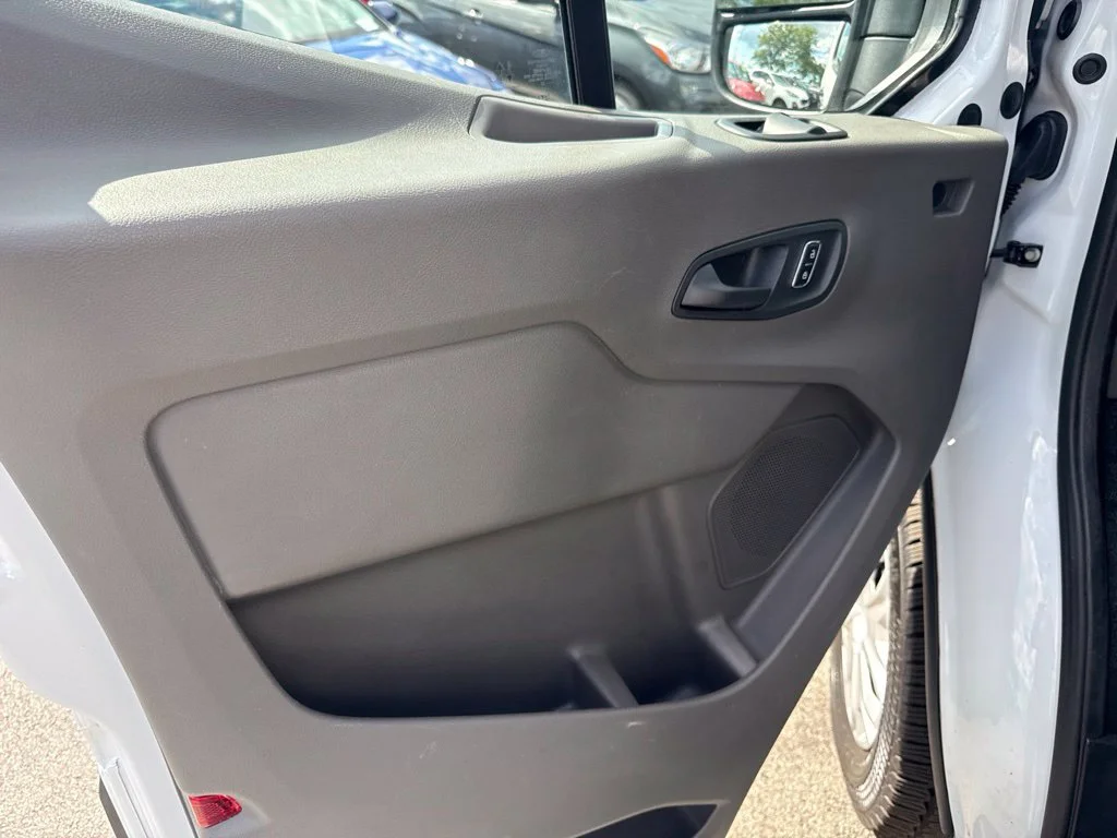 Used 2025 White Ford Base image 19