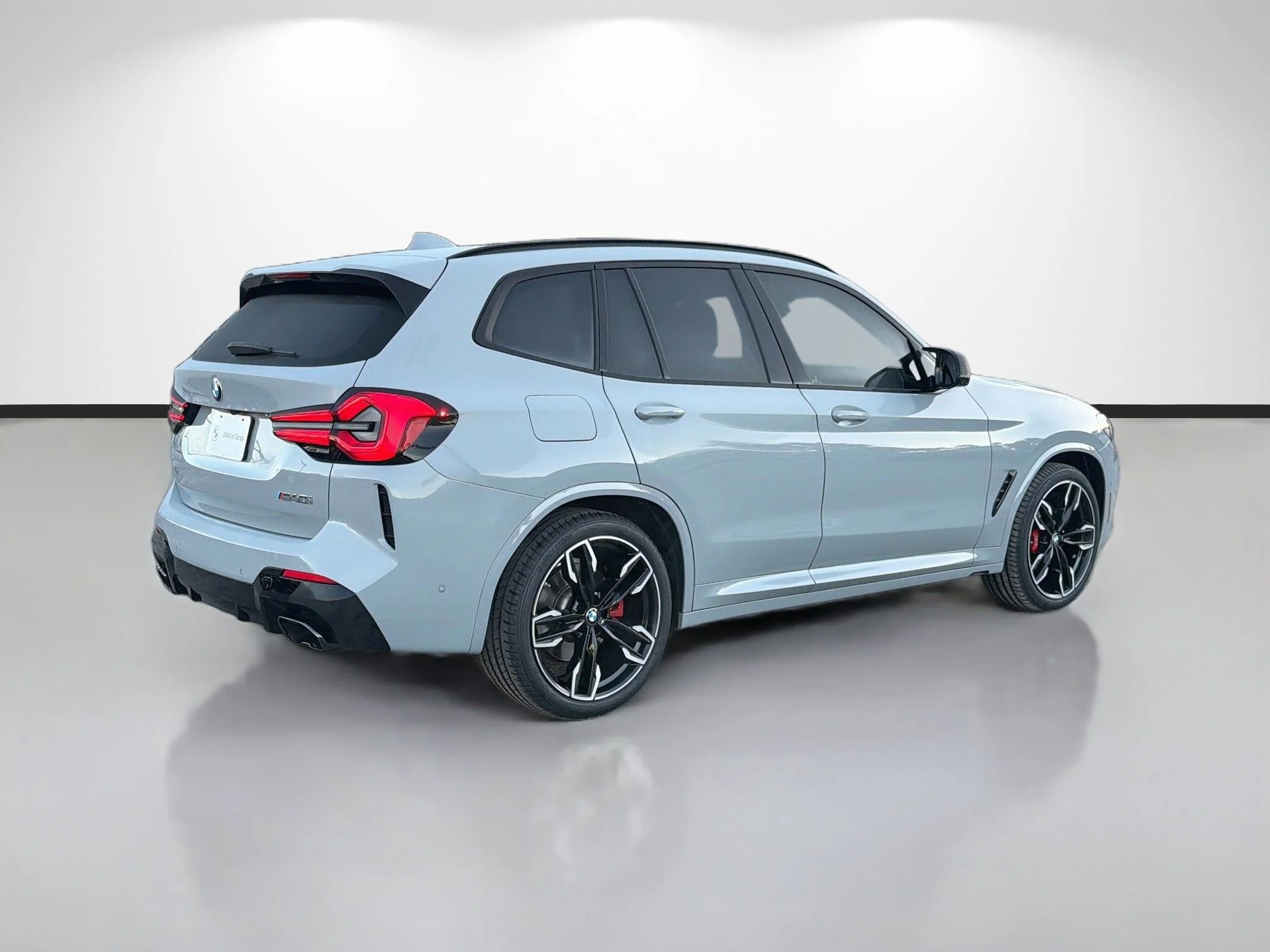 Used 2024 Brooklyn Grey Metallic BMW M40i image 3