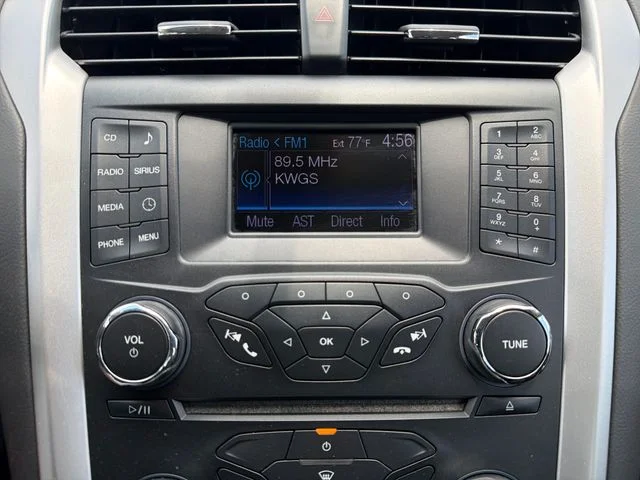 Used 2014 Red Ford SE image 12