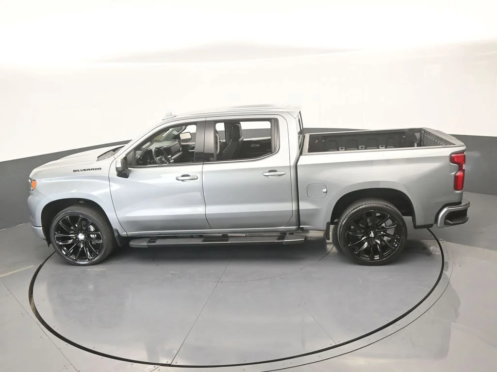 2025 Chevrolet Silverado 1500 LTZ - Photo 65