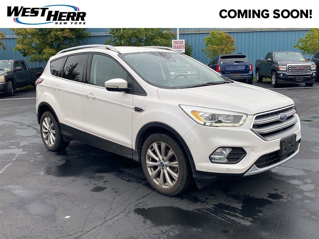 Used 2017 White Platinum Metallic Tri-Coat Ford Titanium image 1