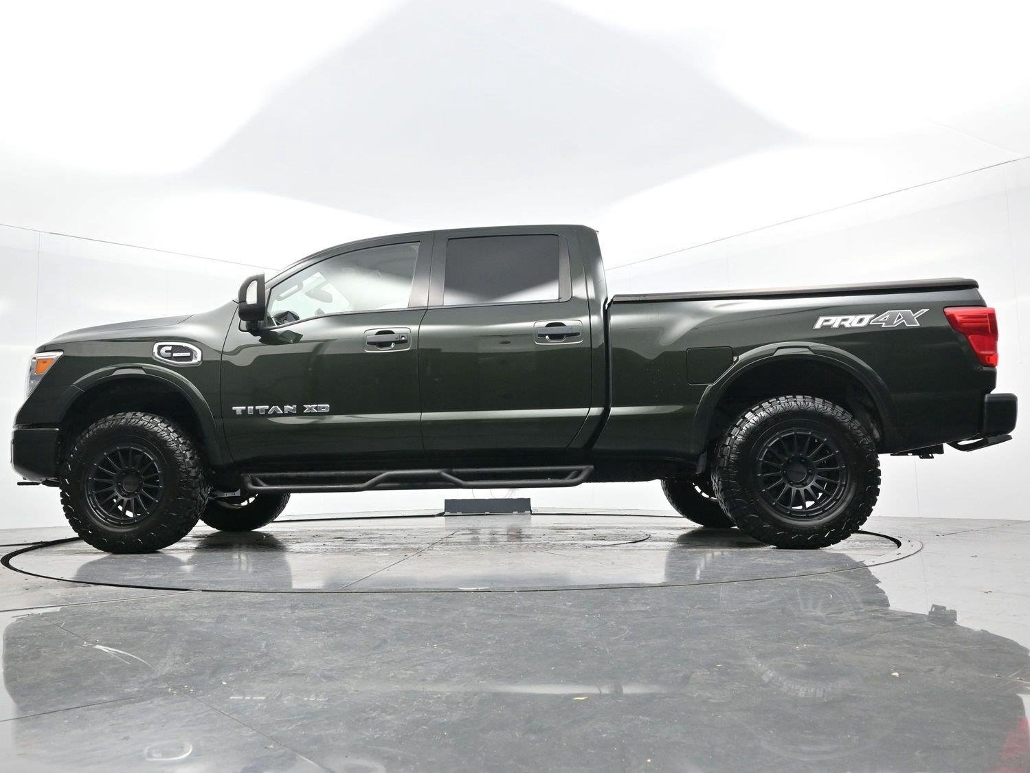 Used 2019 Midnight Pine Metallic Nissan PRO-4X image 48