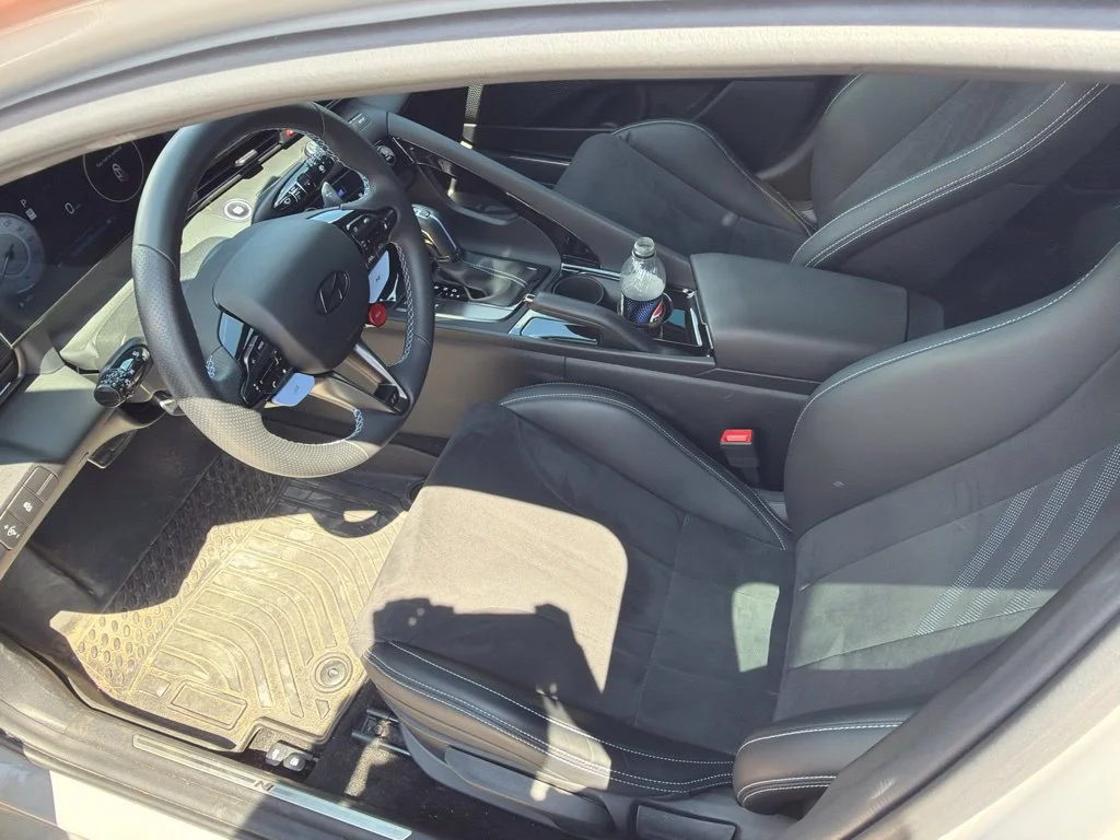 Used 2025 Gray Hyundai Base image 5