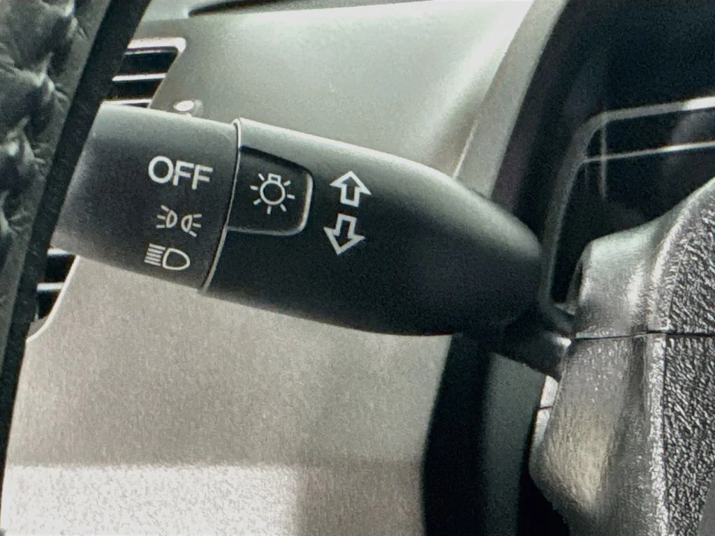 Used 2007 Nighthawk Black Pearl Honda Si image 13