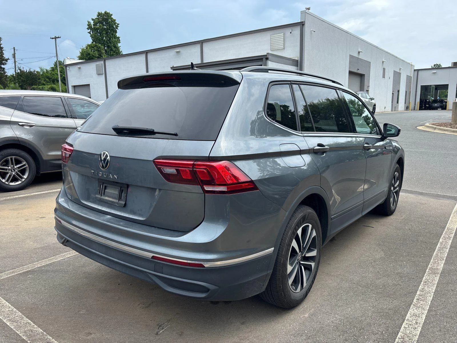 Used 2024 Platinum Gray Metallic Volkswagen S image 5
