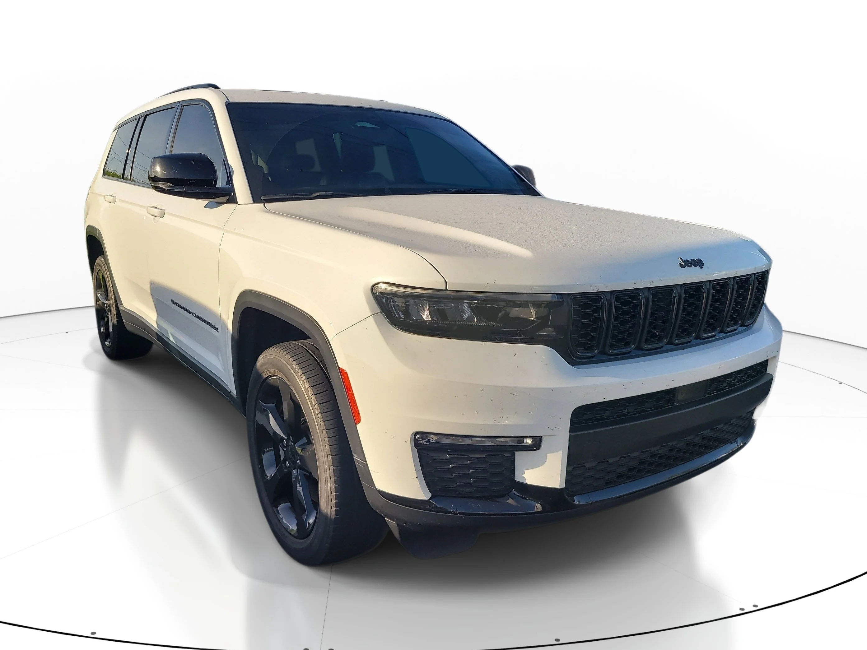 Used 2023 Bright White Clearcoat Jeep Limited image 1