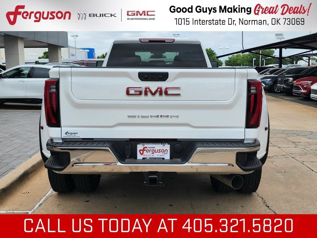 2026 GMC Sierra 3500HD Pro - Photo 4